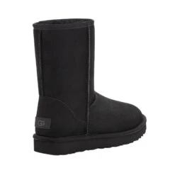 UGG CLASSIC SHORT BLACK 5 UGG CLASSIC SHORT BLACK -Jeffrey Campbell || Public Desire || Ash Store UGGBLACK3