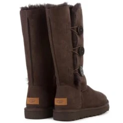 UGG AUSTRALIA BAILEY BUTTON TRIPLET CHOCOLATE BROWN -Jeffrey Campbell || Public Desire || Ash Store ugg3 5e6613b1 91d9 4b7c 8b37 c15ee249bc49
